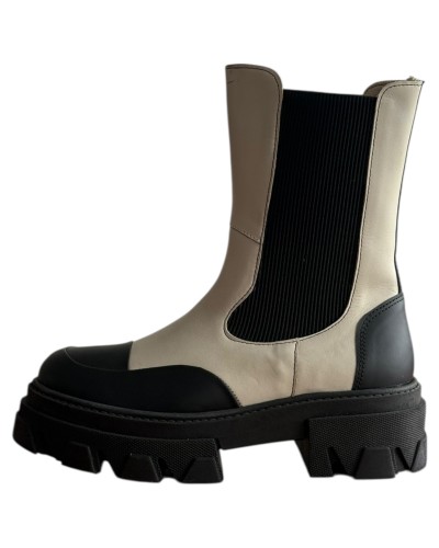 Δερμάτινο Γυναικείo Μποτάκι - F182