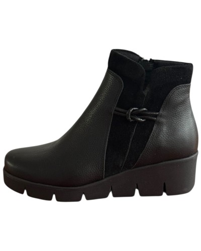 Δερμάτινο Γυναικείo Μποτάκι - F230