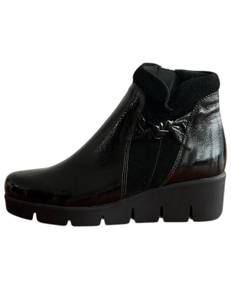 Δερμάτινο Γυναικείo Μποτάκι - F529