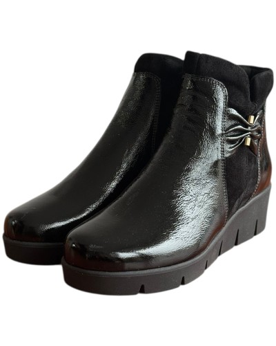 Δερμάτινο Γυναικείo Μποτάκι - F556