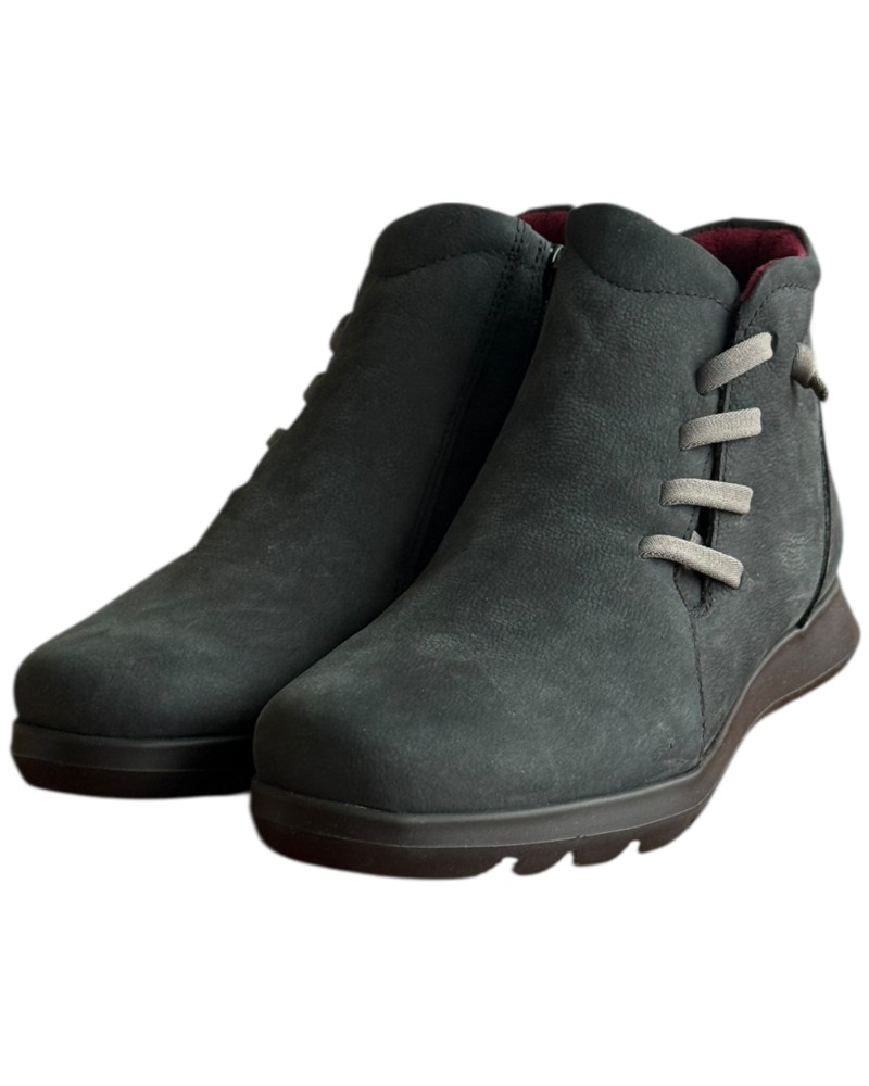 Δερμάτινο Γυναικείo Μποτάκι - F557