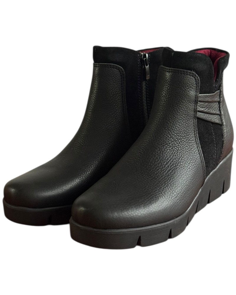 Δερμάτινο Γυναικείo Μποτάκι - F690