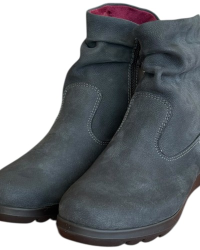 Δερμάτινο Γυναικείo Μποτάκι - F702