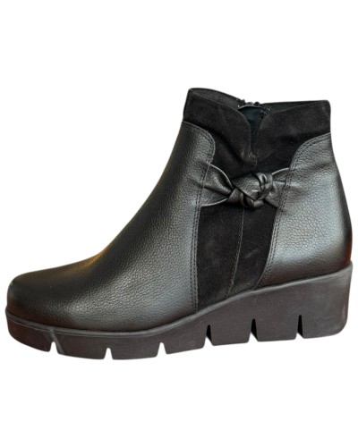 Δερμάτινο Γυναικείo Μποτάκι - F881