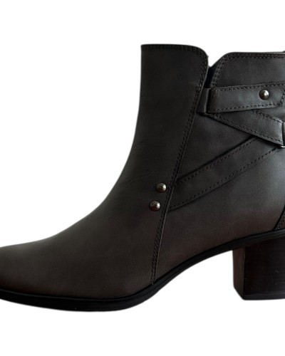 Δερμάτινο Γυναικείo Μποτάκι - M139