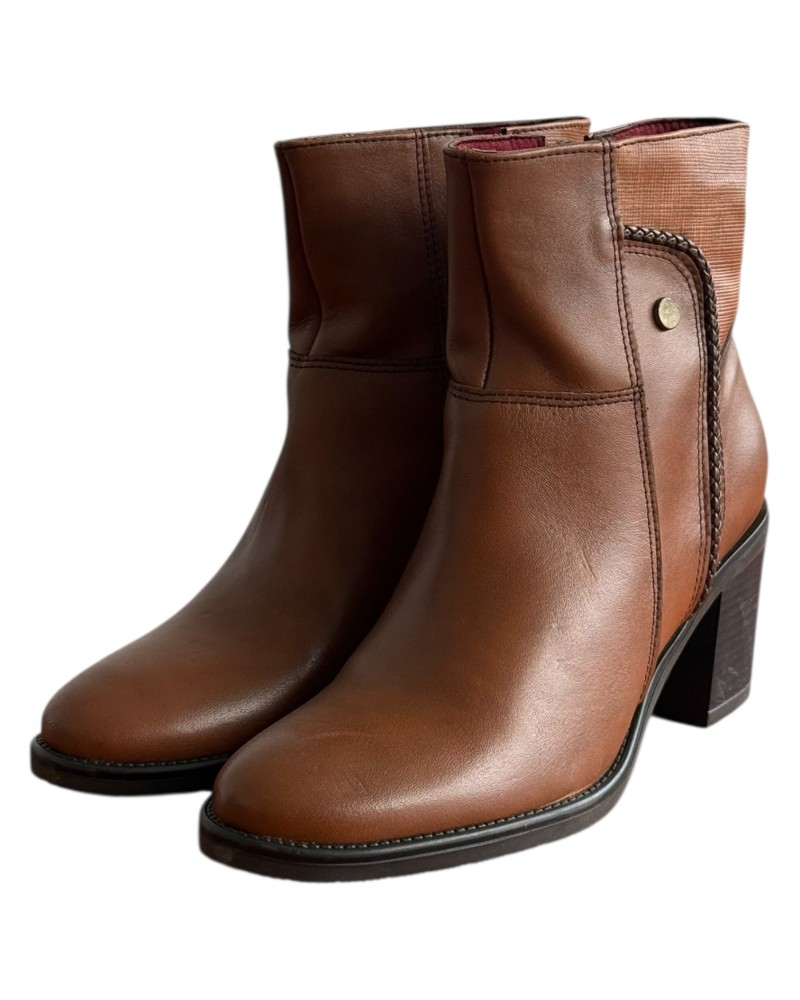 Δερμάτινο Γυναικείo Μποτάκι - M173