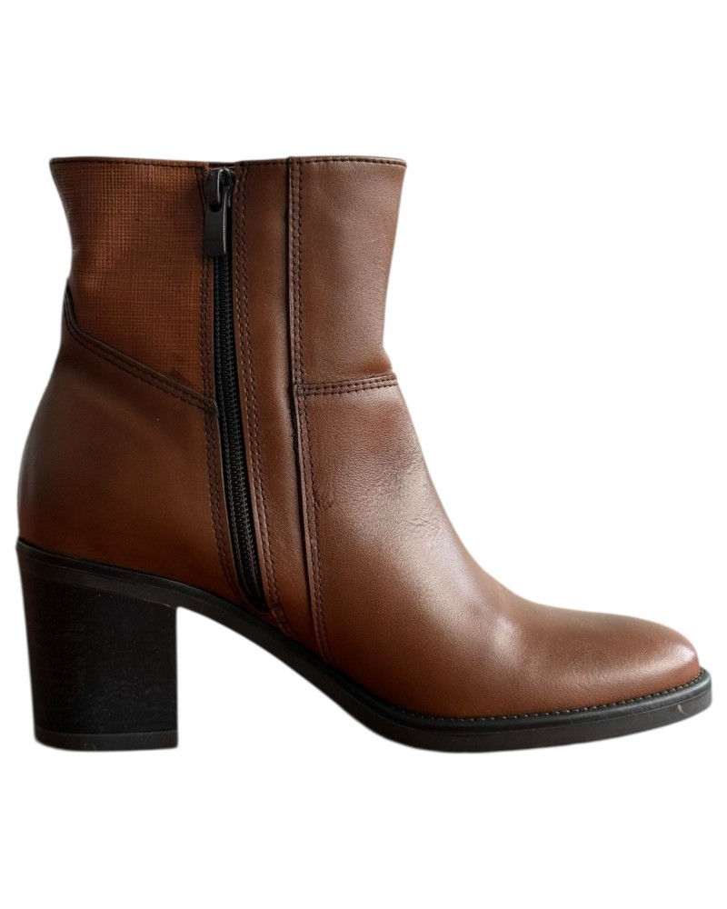 Δερμάτινο Γυναικείo Μποτάκι - M173