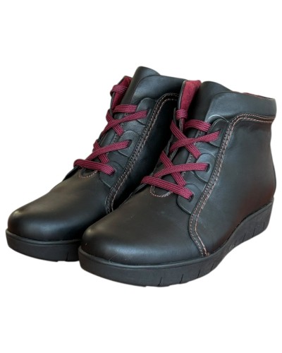 Δερμάτινο Γυναικείo Μποτάκι - M218