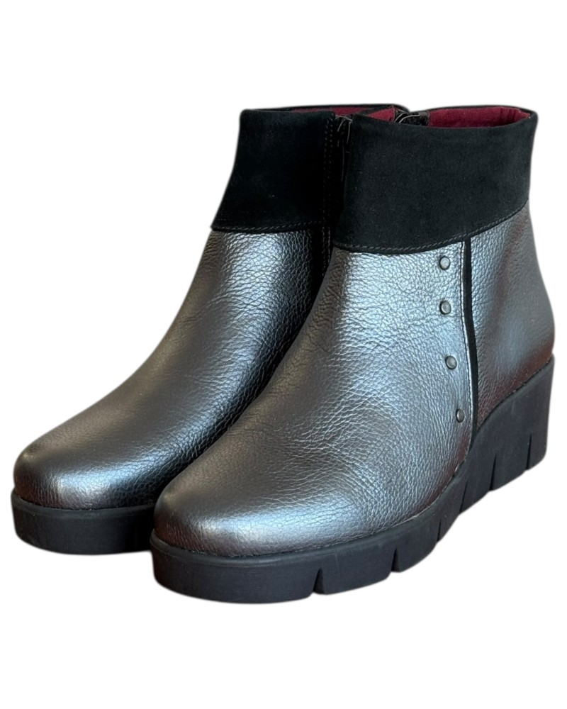 Δερμάτινο Γυναικείo Μποτάκι - M219