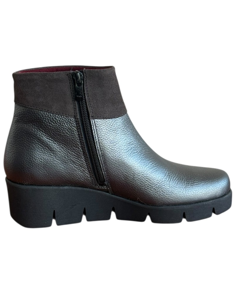 Δερμάτινο Γυναικείo Μποτάκι - M229