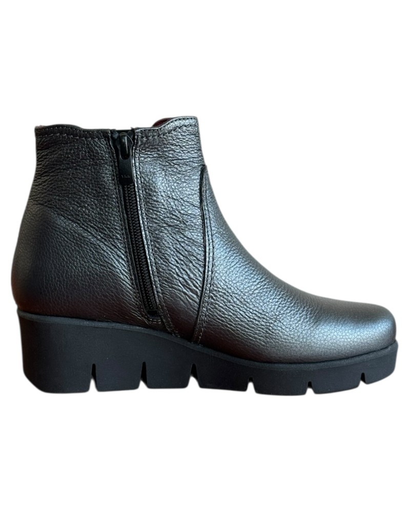 Δερμάτινο Γυναικείo Μποτάκι - M250