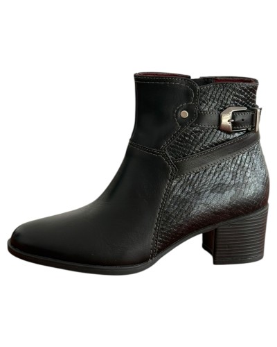 Δερμάτινο Γυναικείo Μποτάκι - M339