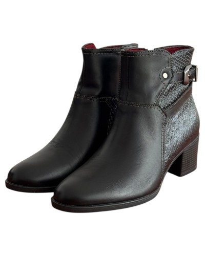 Δερμάτινο Γυναικείo Μποτάκι - M339