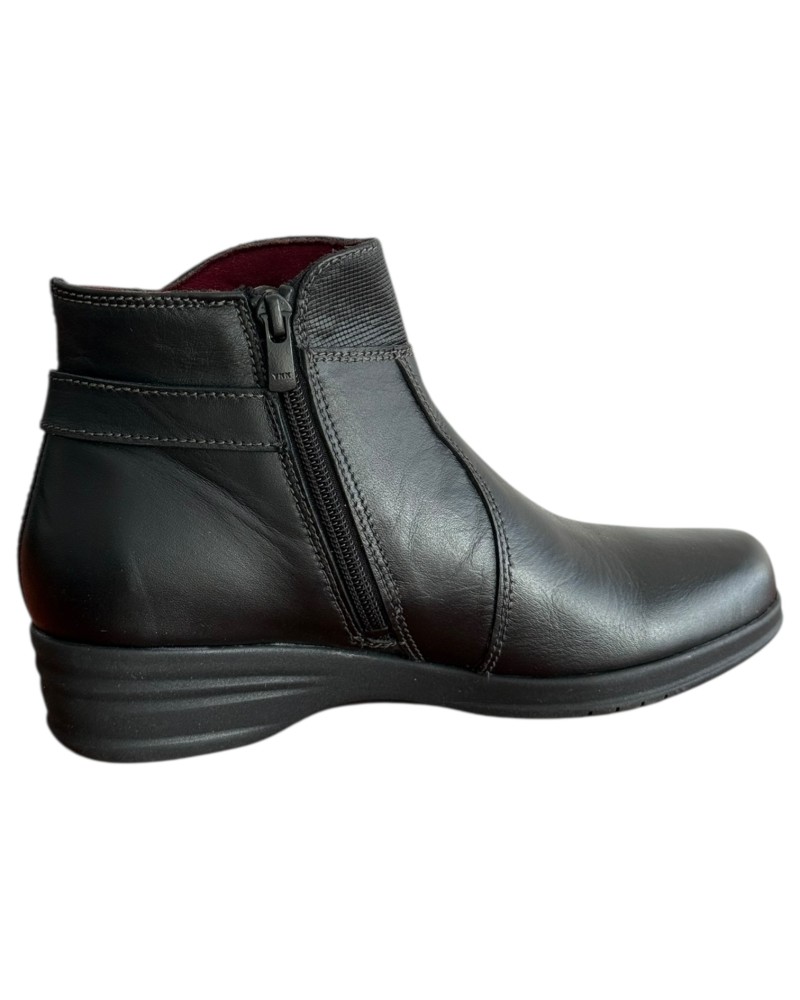 Δερμάτινο Γυναικείo Μποτάκι - M366