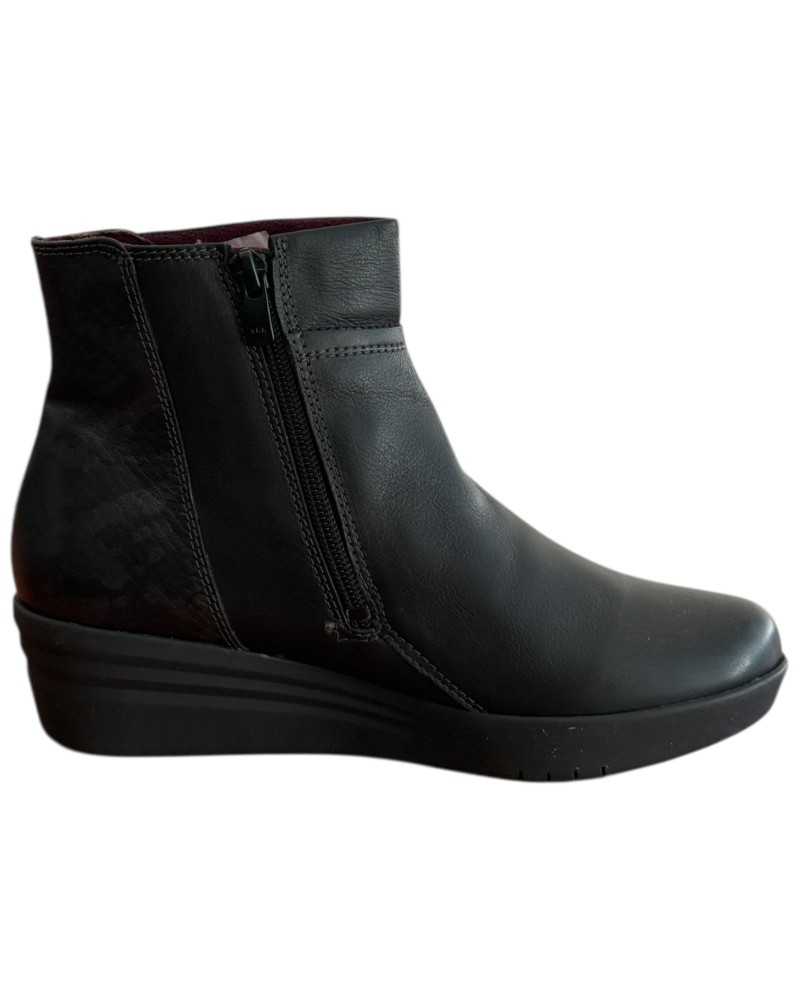 Δερμάτινο Γυναικείo Μποτάκι - M42