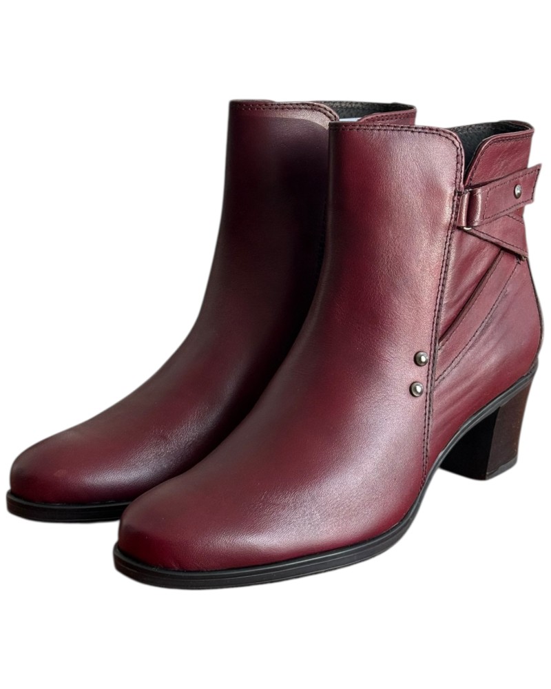 Δερμάτινο Γυναικείo Μποτάκι - M427