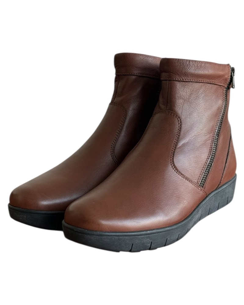 Δερμάτινο Γυναικείo Μποτάκι - M535