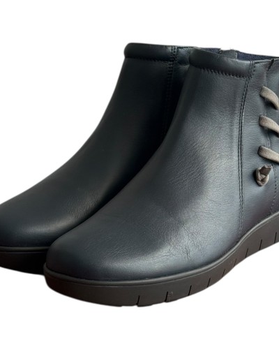 Δερμάτινο Γυναικείo Μποτάκι - M73