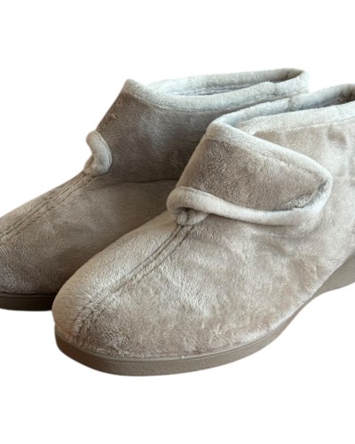  Γυναικεία Ανατομική Παντόφλα Κλειστή Τύπου Μποτάκι - M892