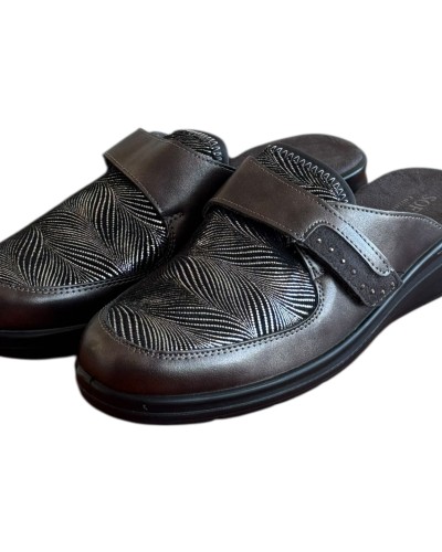 Γυναικεία Επώνυμη Ανατομική Παντόφλα - Μ984