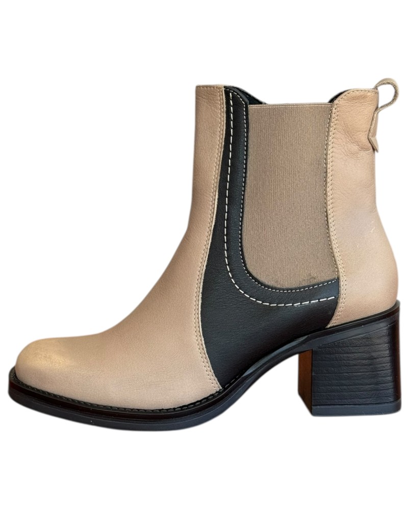 Δερμάτινο Γυναικείo Μποτάκι - N616