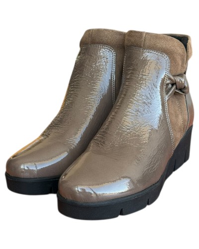 Δερμάτινο Γυναικείo Μποτάκι - N649