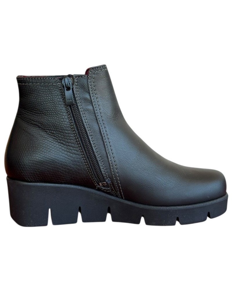 Δερμάτινο Γυναικείo Μποτάκι - N670