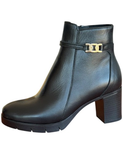 Δερμάτινο Γυναικείo Μποτάκι - N721