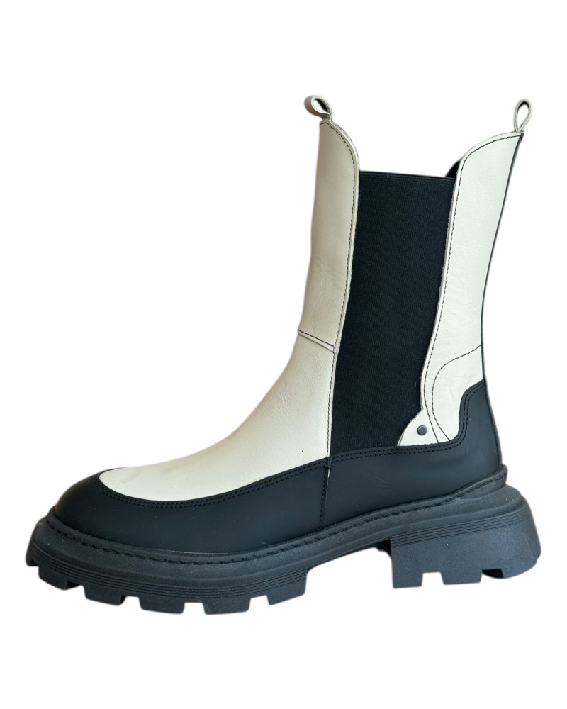 Δερμάτινο Γυναικείo Μποτάκι - N963