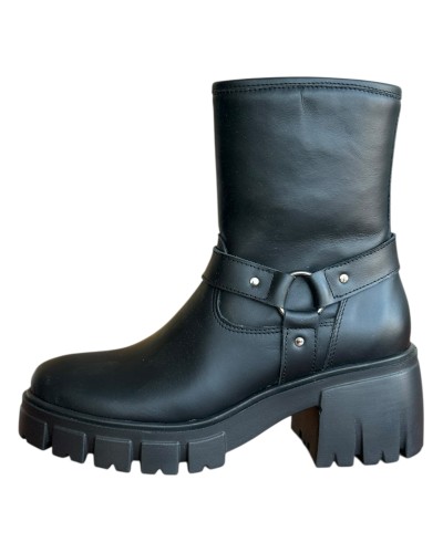 Δερμάτινο Γυναικείo Μποτάκι - W16