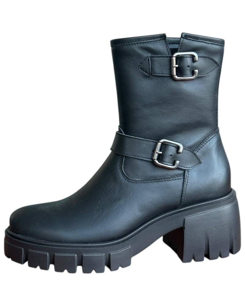 Δερμάτινο Γυναικείo Μποτάκι - W72