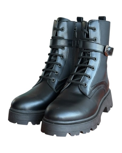 Δερμάτινο Γυναικείo Μποτάκι - W82