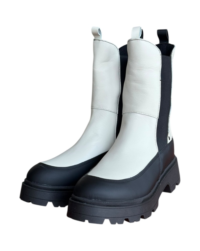 Δερμάτινο Γυναικείo Μποτάκι - W88