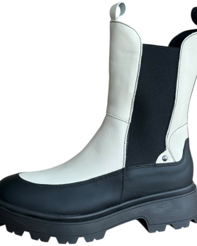 Δερμάτινο Γυναικείo Μποτάκι - W95